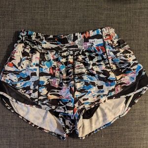 lululemon athletica tracker shorts size 6